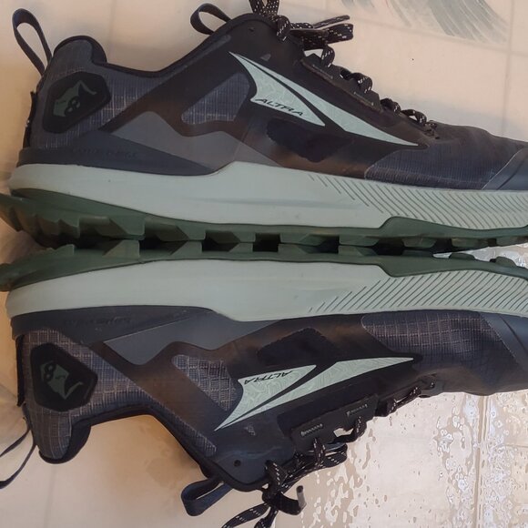 Altra lone Peak 8 Women size 10 - Picture 6 of 12